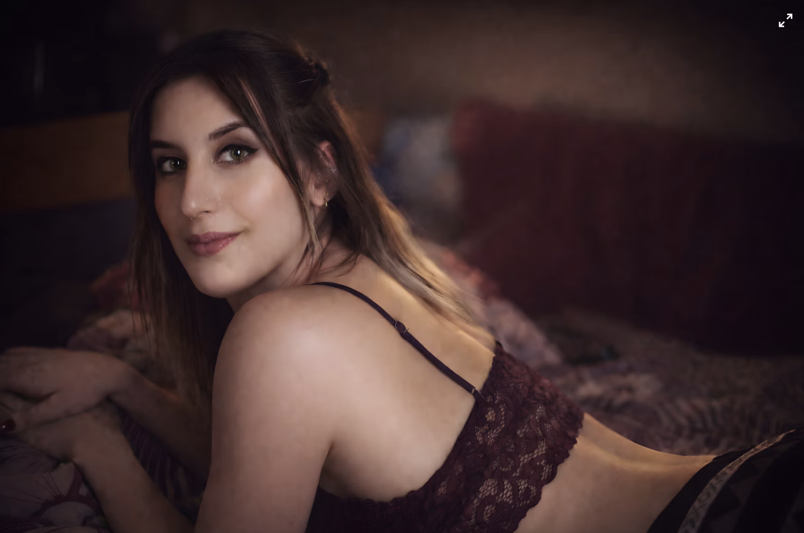Osmanbey Sarışın Escort